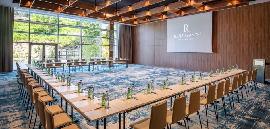 Renaissance Porto Lapa Hotel