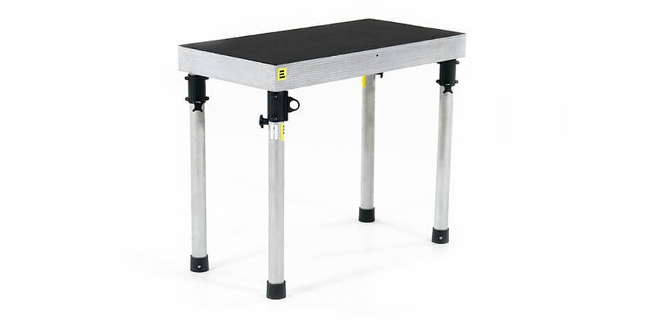 Estrados Retangulares Europac 500 com pés telescópicos