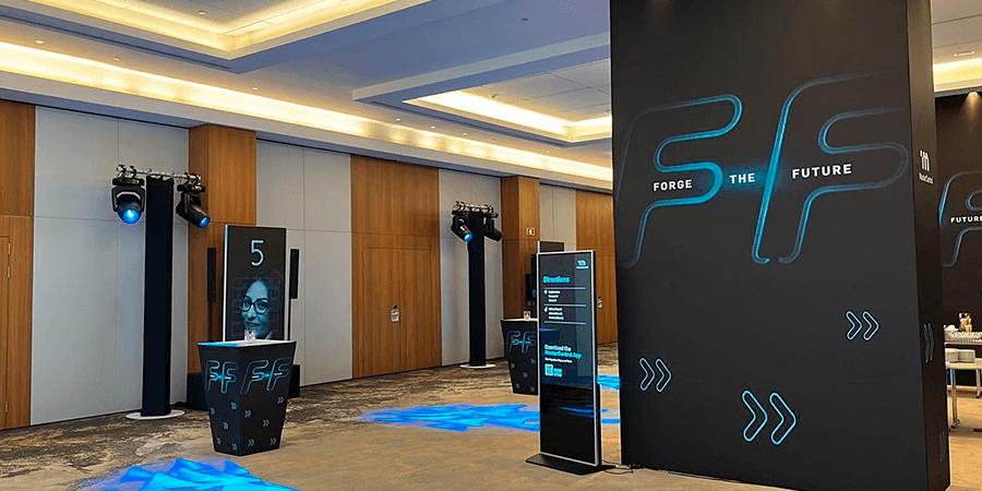 Digital Signage | Vertical Model