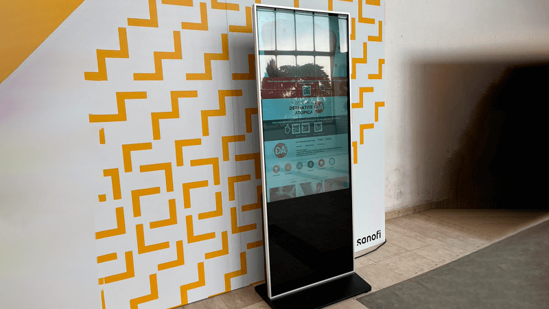 Digital Signage | Vertical Model